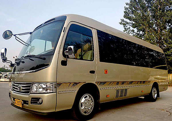12座以上旅游车