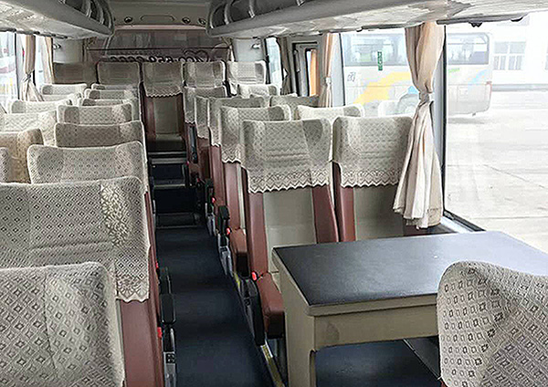 12座以上旅游车