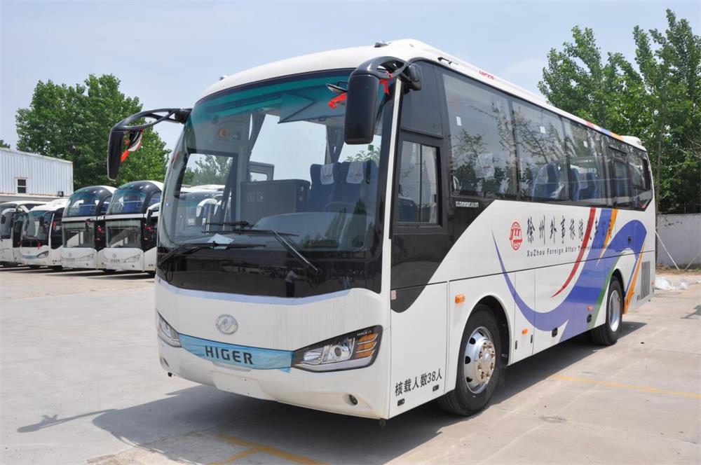 38座旅游车