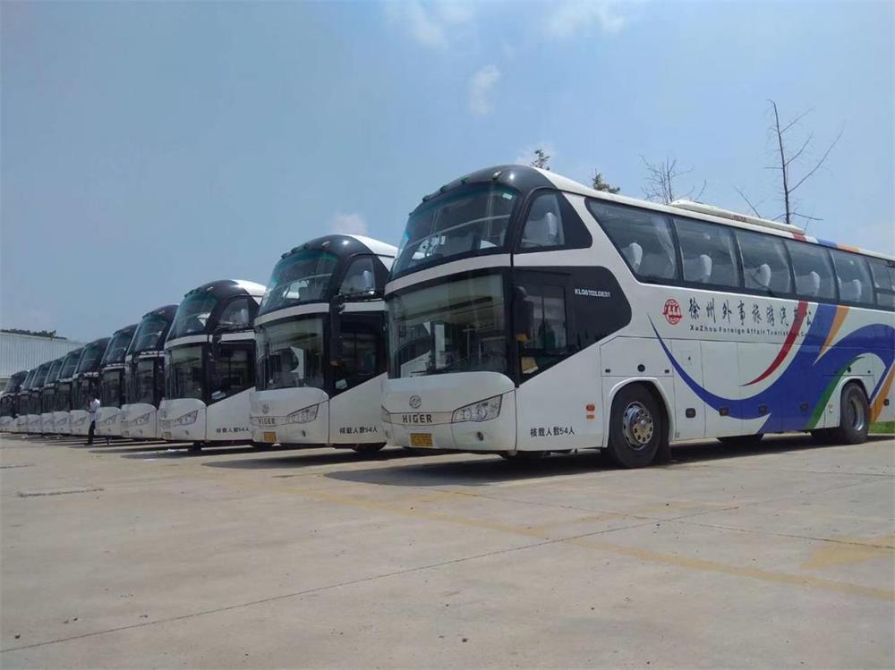 54座旅游车